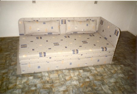 Petra s polštářky